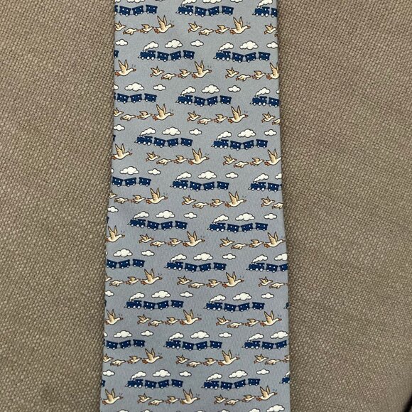 100% REAL HERMES TIE ~ FUN GRAY w BLUE FLYING TRAIN GEESE IN CLOUDS SKY XL - Picture 2 of 3